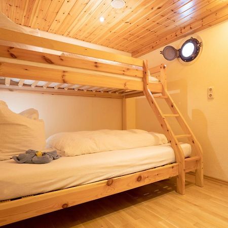 Kuestenmotorschiff Aventura BRE Εξωτερικό φωτογραφία